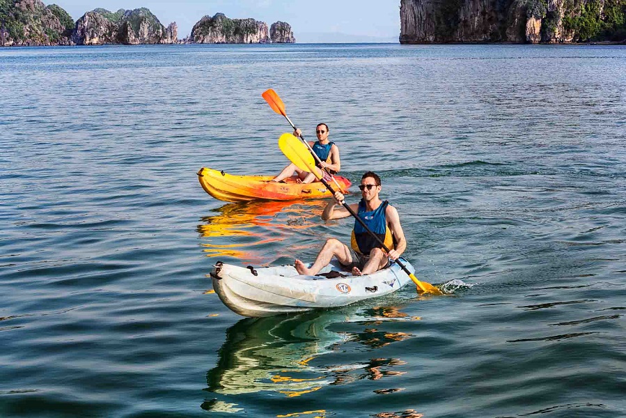 How much money for a trip to explore Hanoi and Halong Bay ?