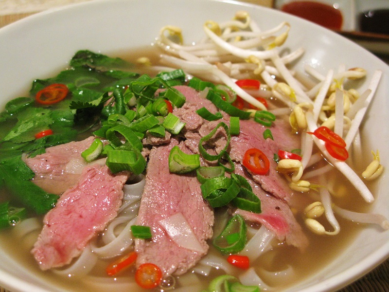  Where is the best place to eat Pho (Noolde Soup) in Hanoi Old Quarter ?
