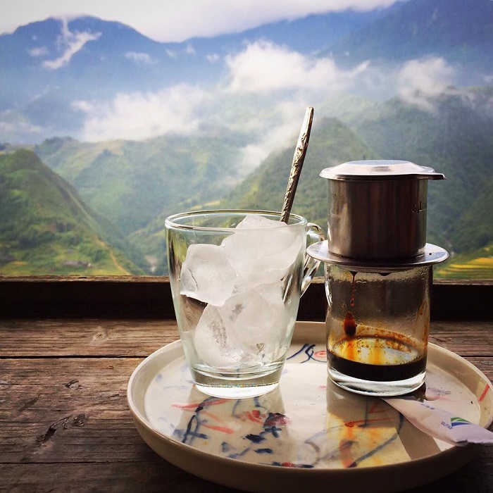 List 6 cafe shops have the most beautiful view Sapa