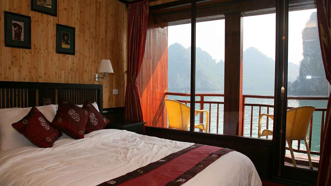 Top 5 Luxury Cruises in Halong Bay - you should know