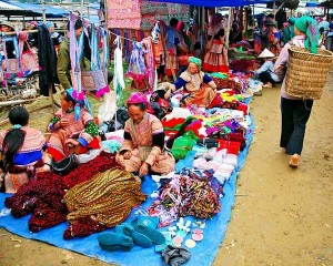 Muong Hum Market